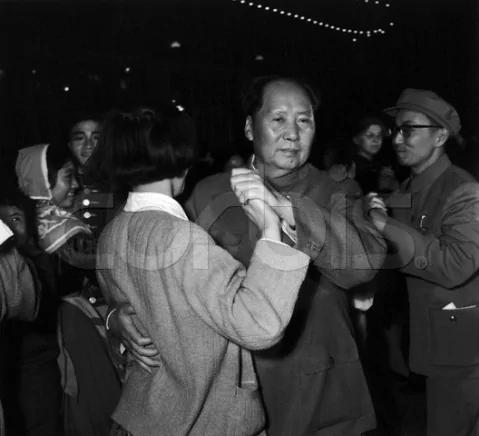 毛泽东中南海跳舞 - 孟锦云：毛泽东身边的最后一名护士和守灵人