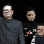 江泽民与宋祖英的风流韵事, 宋持中南海特殊通行证“红卡”。由喜贵批准，周永康给宋祖英一级警卫待遇