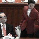 中央政法委长安剑开始炮轰江泽民朋友李嘉诚：宽容不等于纵容