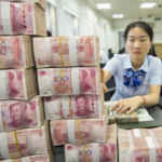 失去庞大美元外汇储备支持 人民币在国际上就是废纸；说人民币能够取代美元的大外宣实际上是在害中国只有习近平不懂罢了