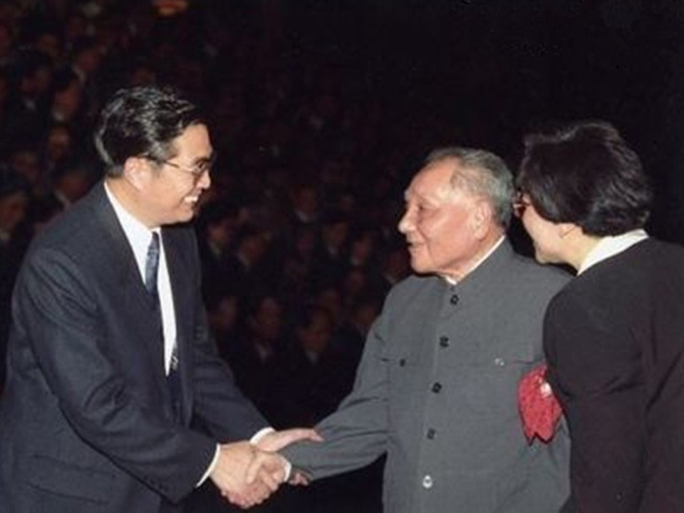 邓小平与胡锦涛