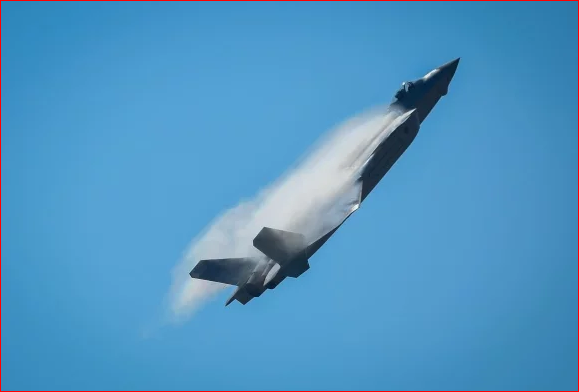 中国军队j20战机