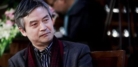 北京大学法学教授贺卫方