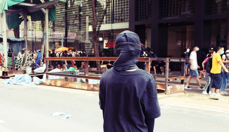 香港&ldquo;勇武少女&rdquo;