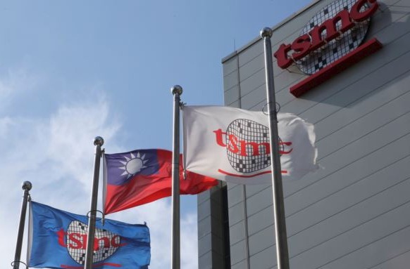 川普政府推动台积电在美国建芯片厂，并加大资金投入台积电