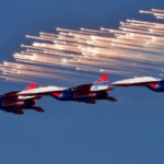 中印战争一触即发，俄罗斯在中共背后猛插一刀 – 俄罗斯终将消灭中共可中国将四分五裂！