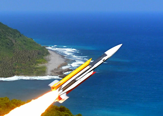 阿富汗美军仓皇撤离，共产党党卫军突然在台湾周边演习测试拜登