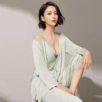 改嫁慎海雄？佟丽娅睡衣大片再次被翻出