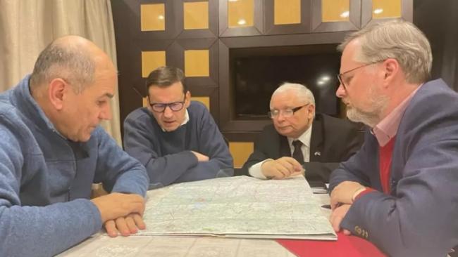 波兰捷克斯洛文尼亚三国总理到访基辅 看到了&hellip;