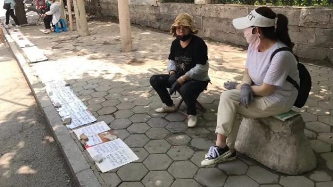 我没有看错吧&hellip;他们竟然摆摊卖起了这个