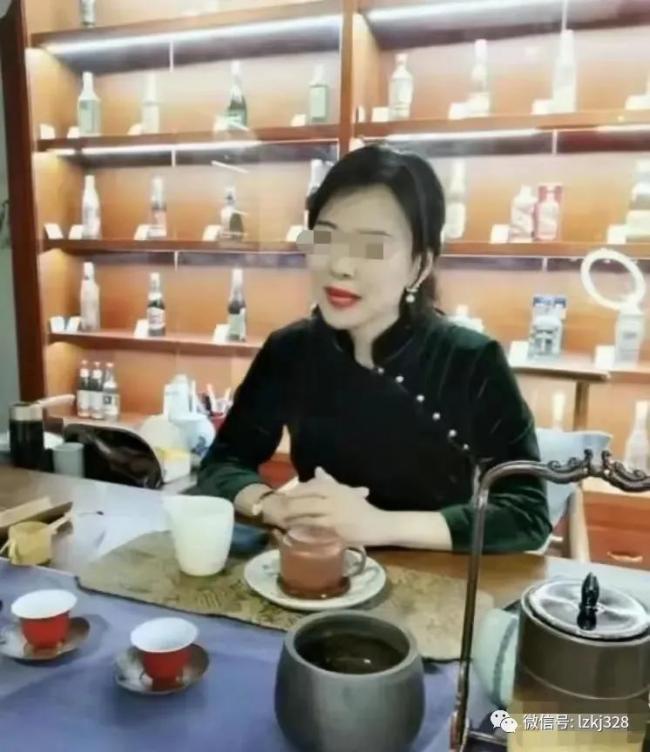 和别人妻子电梯里&ldquo;可不描述&rdquo;&hellip;杨副书记的大瓜