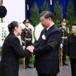 中央戏剧学院院长郝戎主动投案目的是自保；昭示彭丽媛已经失势！