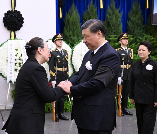 李克强遗孀程虹纪念李克强的诗：你没有离去！