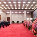 “不论对错，只问得失”的中国人：关门骂习近平，出门效忠习近平