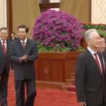 温家宝和李瑞环的秘书一个月内双双落马，习近平疯狂报复