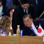 川普：对日韩进口商品征25%关税