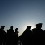 反习派清除习家军从军内转向政治局；习不辞职习远平早晚出事儿