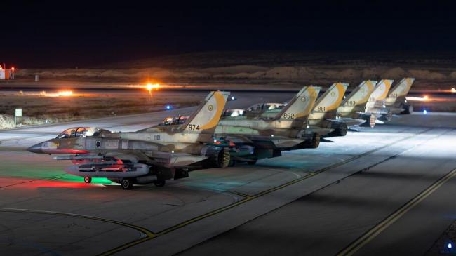 以色列空军飞机袭击伊朗马什哈德机场，创下队史上最远距离空袭纪录。（资料照，取自IAF粉专）