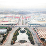 150熊发威，房价从两万三跌到两千六，最狠“膝盖斩”诞生！