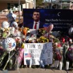 川普总统已下令美国国务院开始“扩大筛查”，着手撤销那些庆祝刺杀柯克的外国人的签证