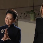 彭丽媛在美国传递信息，自己支持胡春华接任！